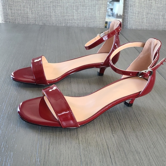 NWT - Red Wine Sandals - kitten heels ๐ - Picture 11 of 14